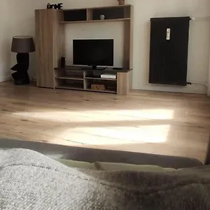 https://appartement-4-personnes-garage-prive-balcon.hotels-rhonealpes.com